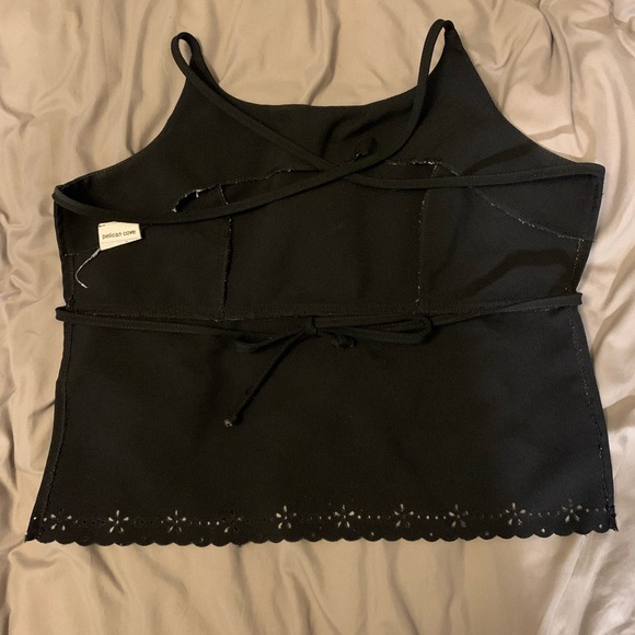 Open Back Vintage Top - Picture 5 of 6